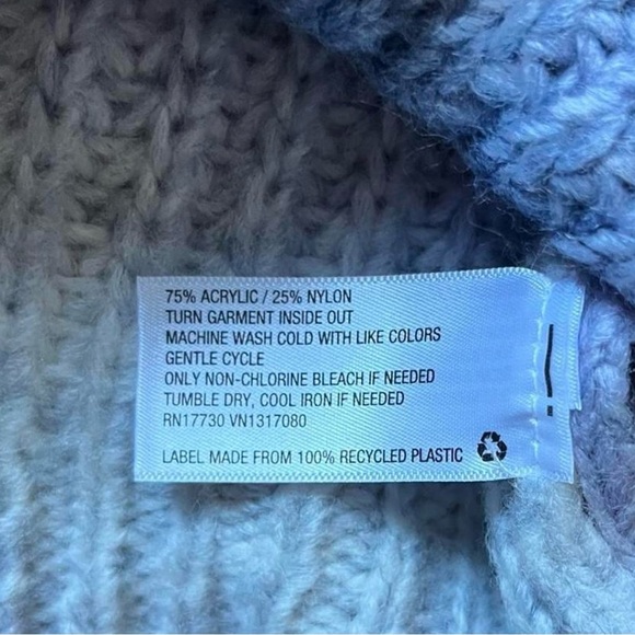 A New Day Women’s Purple Gradient Women's Sweater NWT Size Small - Picture 2 of 7